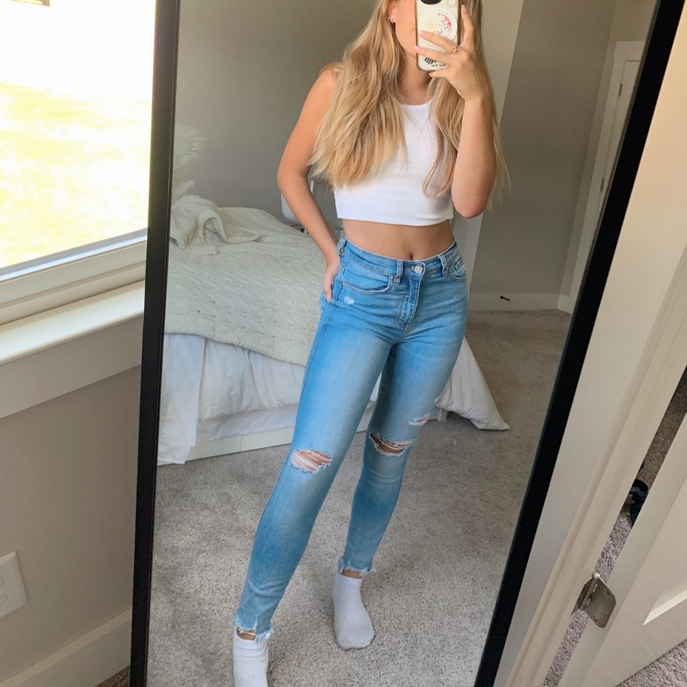 DYNAMITE (garage) RIPPED SKINNY JEANS!!